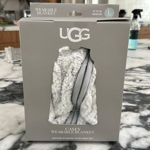 Ugg Casey wearable blanket